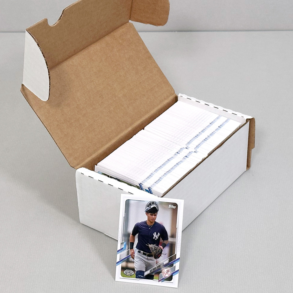BCW product image — SKU 1-BX-400 — 1-BX-400_3GLAM.jpg