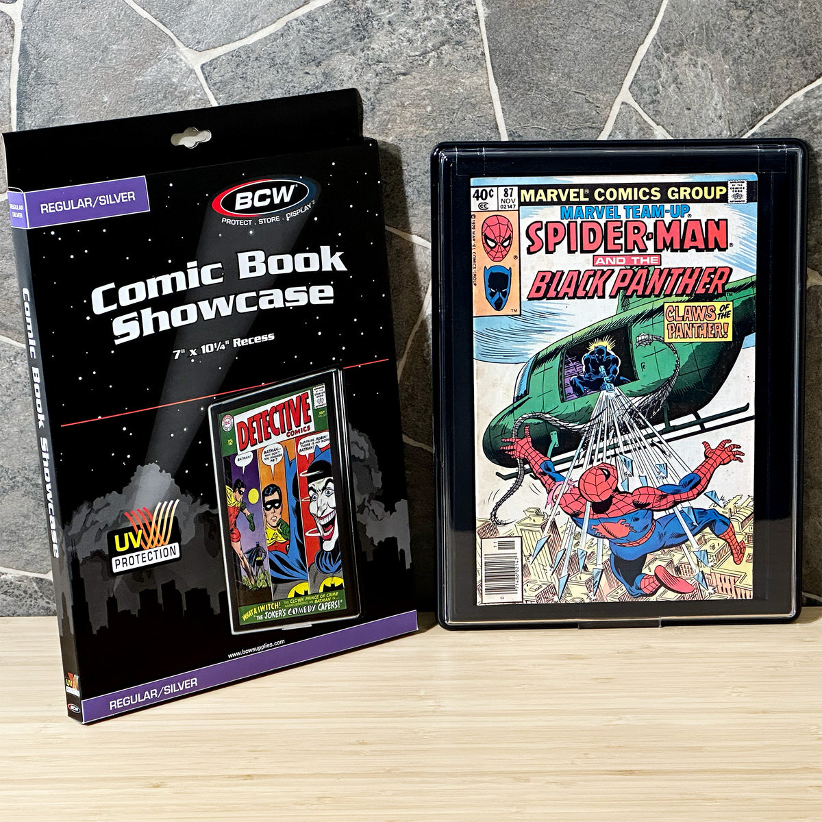 BCW Comic Book Showcase - Silver - UV – front product view
