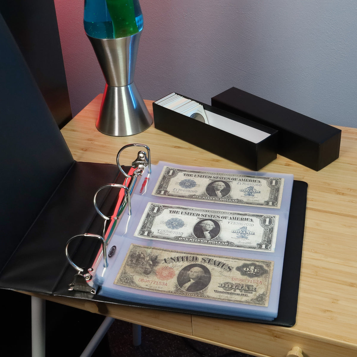 BCW Laserweld 3-Pocket Currency Page (100 Count. Box) – front product view