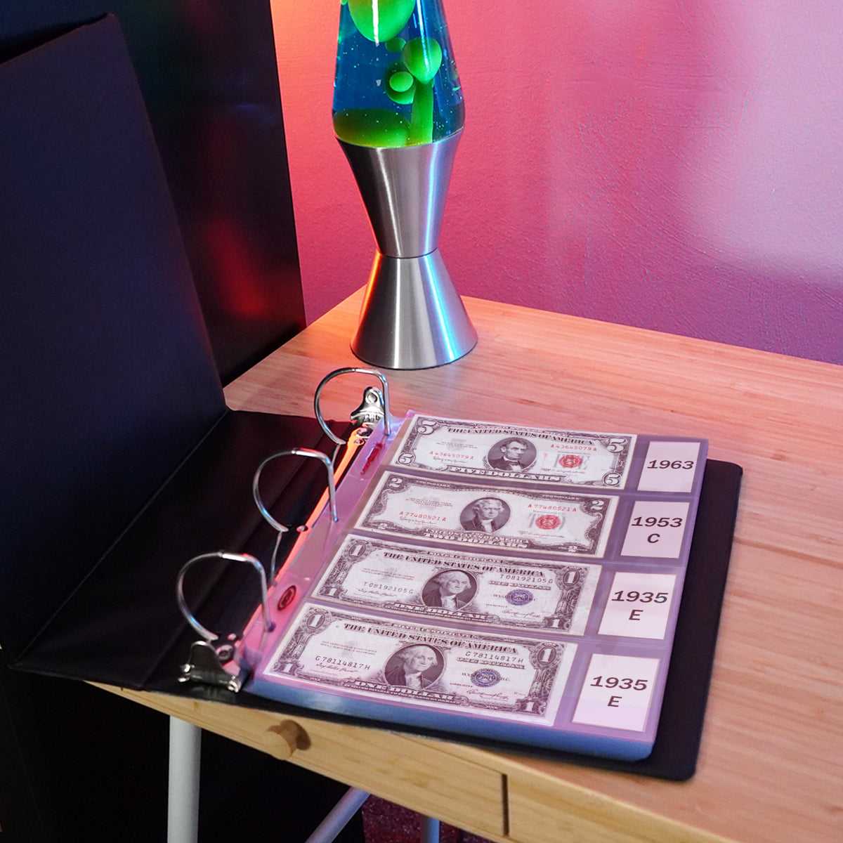 BCW Laserweld 4-Pocket Currency Page (100 Count. Box) – front product view