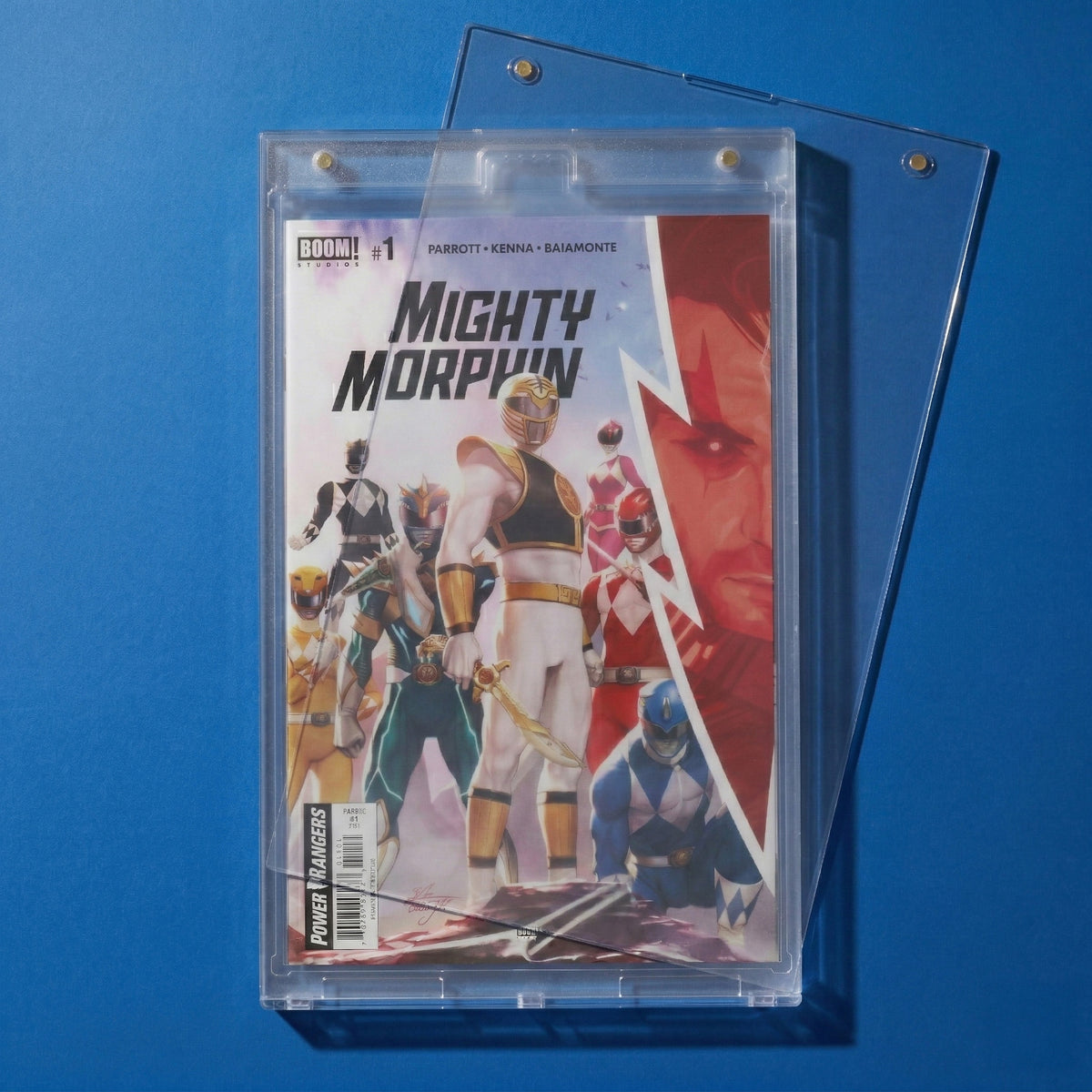 BCW Magnetic Comic Book Holder - Current – front product view