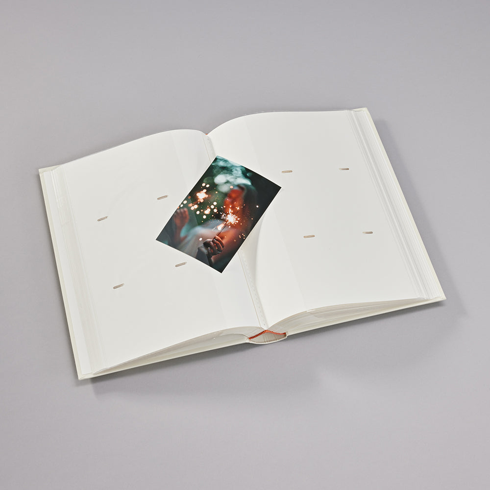 300 Pockets Album, lilac silk