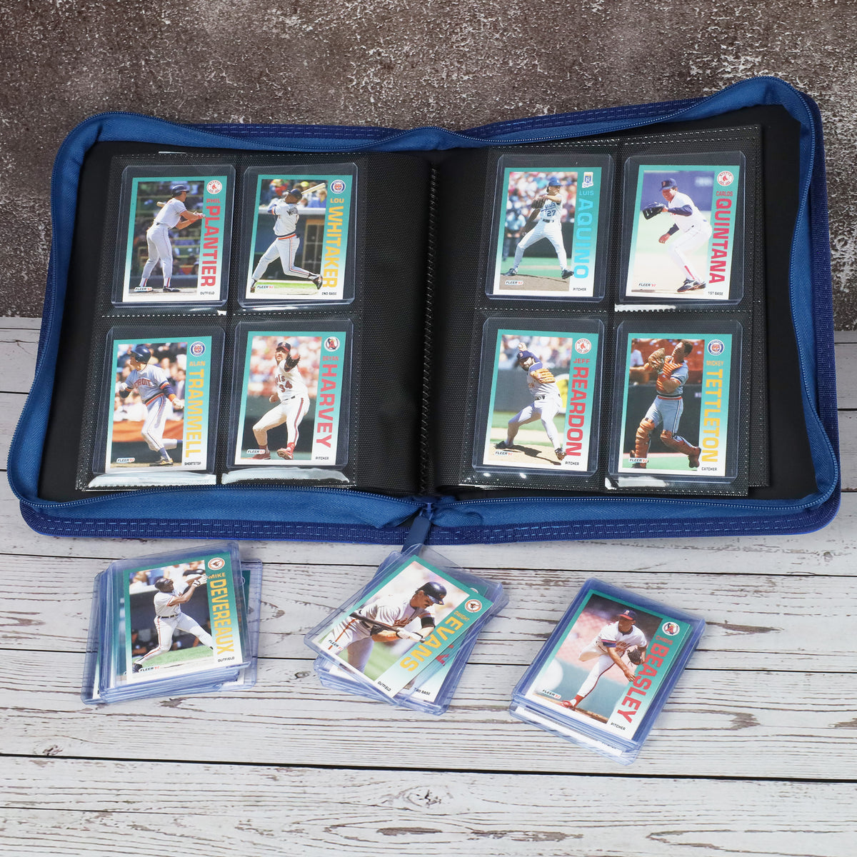 BCW Z-Folio 4-Pocket Lx Album - Toploaders - Blue – front product view