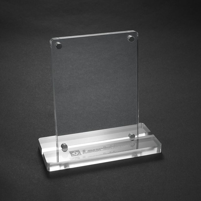 Renniks TCG Spectator display stand for trading cards